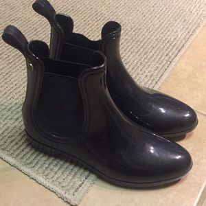 Black ankle rain boots 7